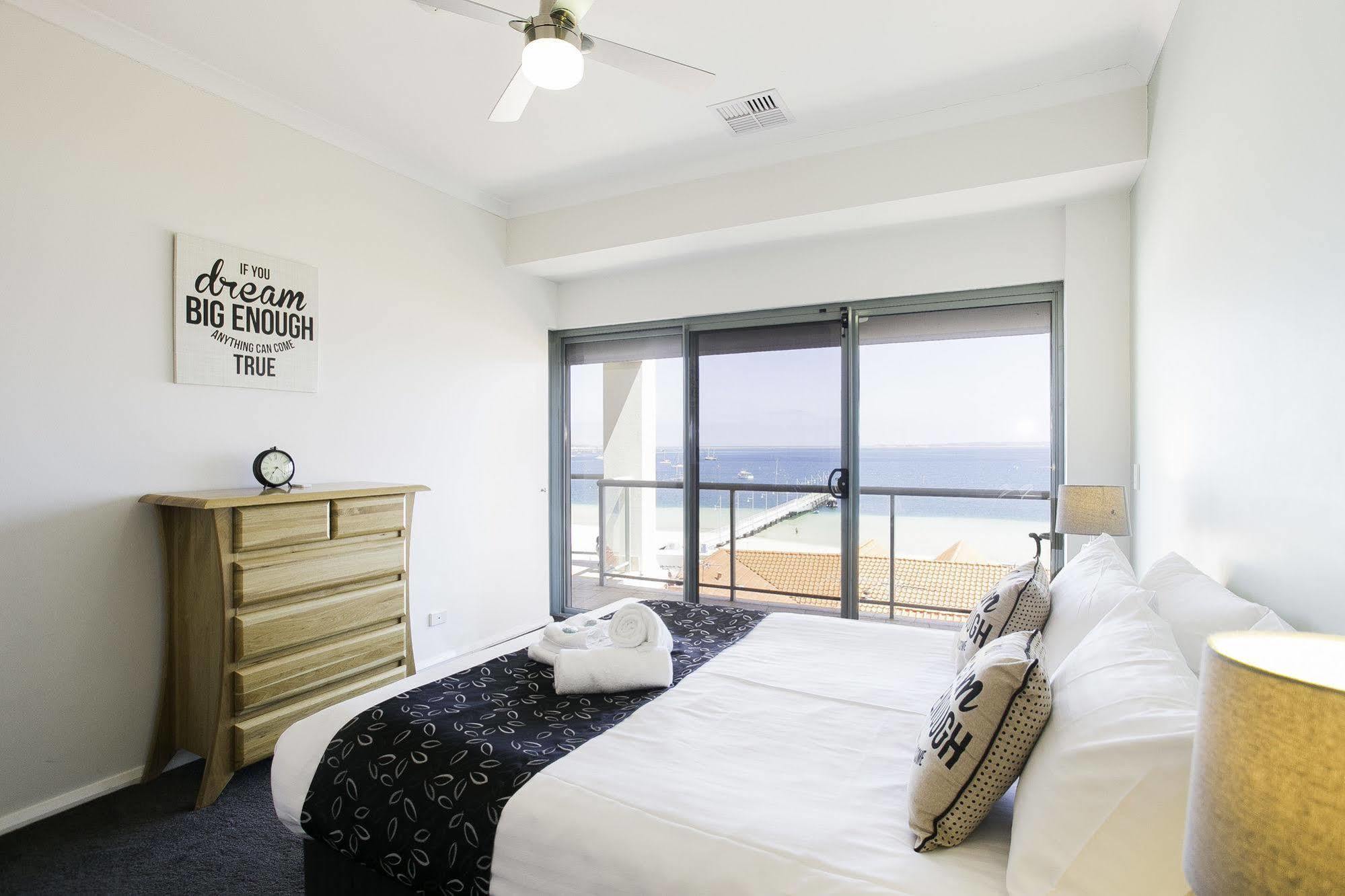 Boardwalk By Rockingham Apartments Εξωτερικό φωτογραφία