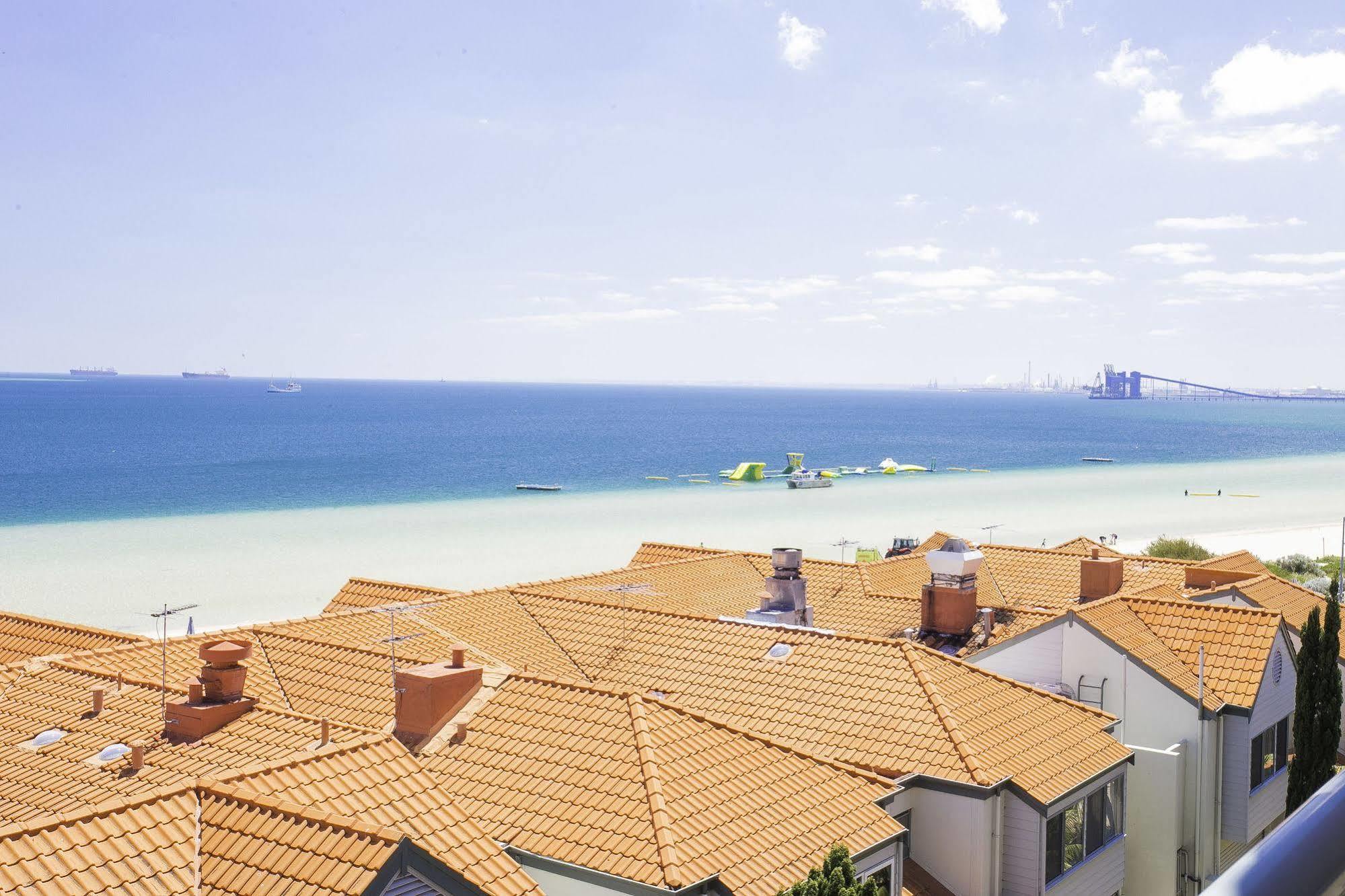 Boardwalk By Rockingham Apartments Εξωτερικό φωτογραφία