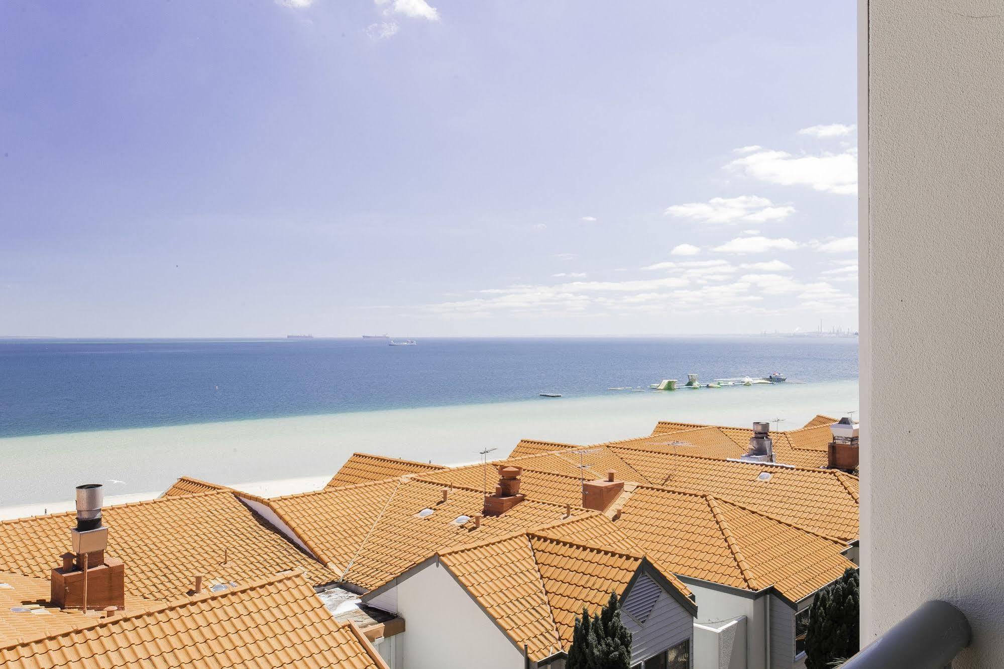 Boardwalk By Rockingham Apartments Εξωτερικό φωτογραφία